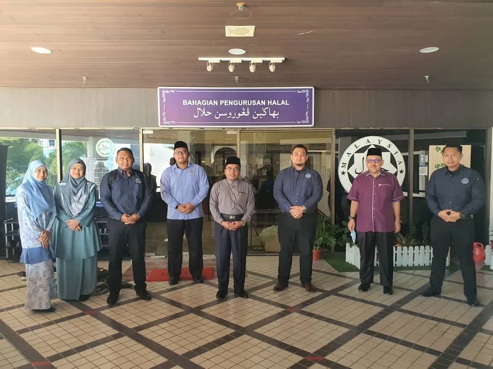 JOHOR ISLAMIC RELIGIOS DEPARTMENT (HALAL MANAGEMENT DIVISION)